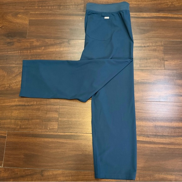 Figs Women's Livingston Scrub Pants in Dark Harbor - Picture 4 of 5